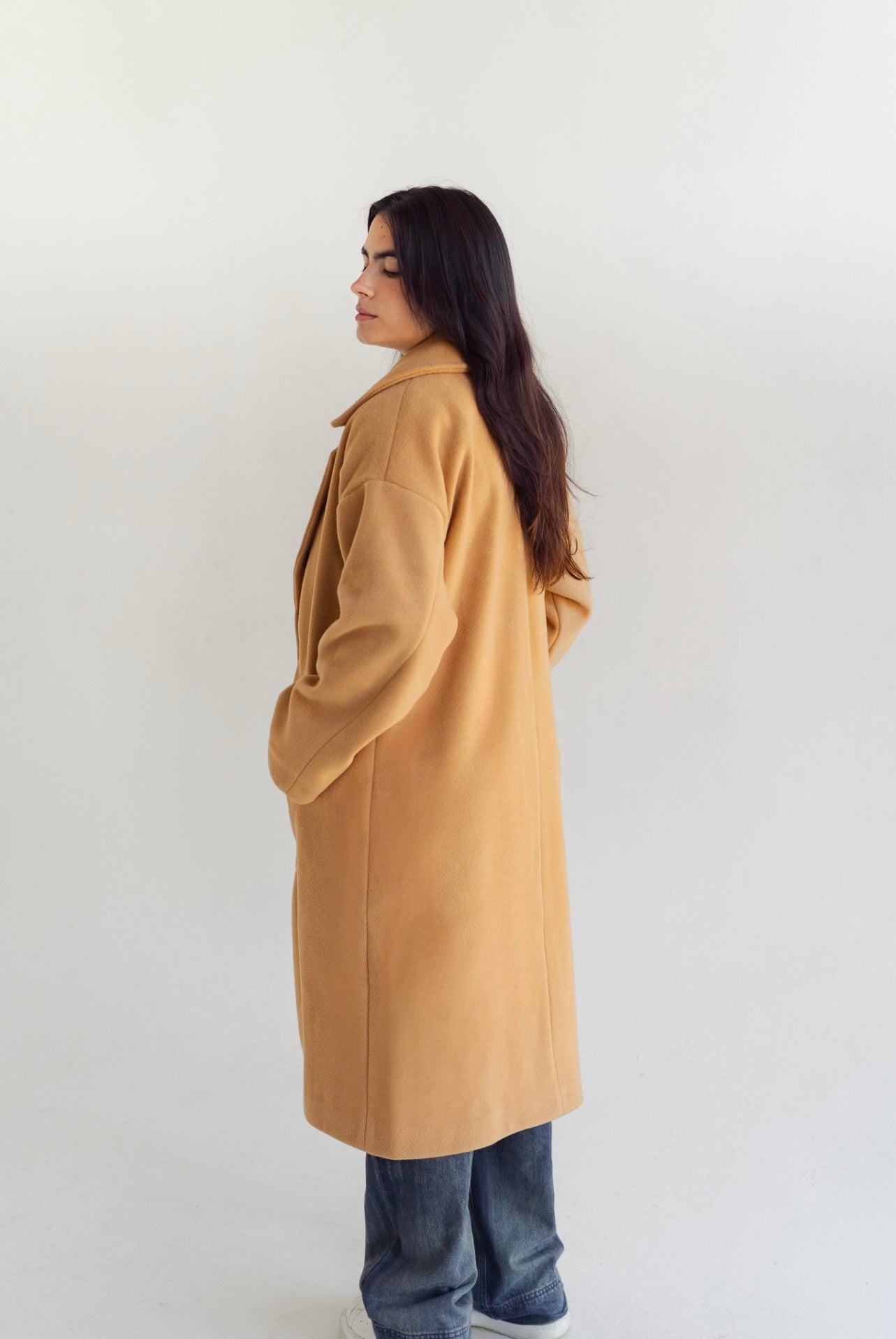 Coat in dark Beige