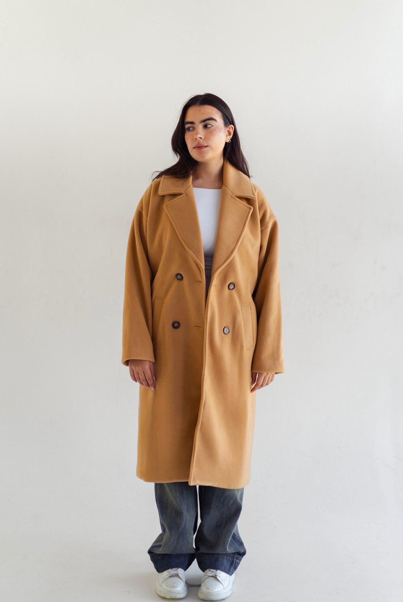 Coat in dark Beige