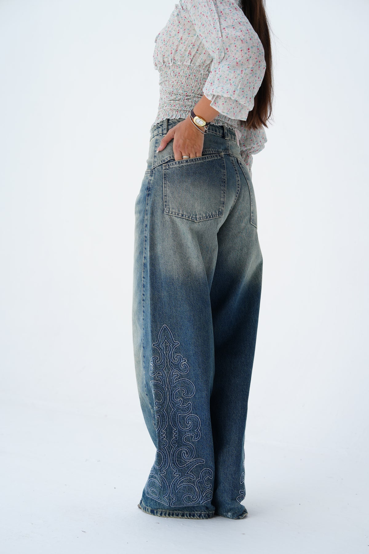 Embroidery medium colored denim